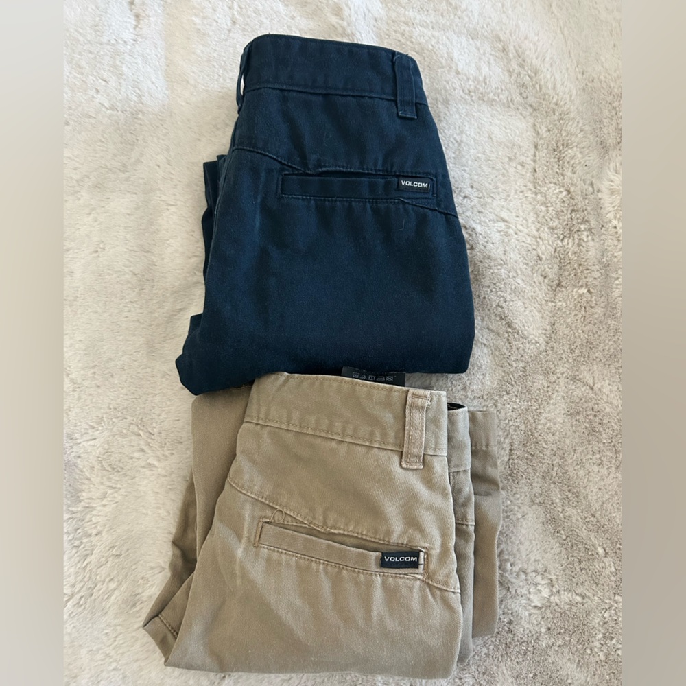 Boys Navy and Tan Volcom Chino pants - Picture 2 of 8
